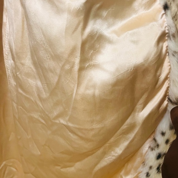 Sporto Cream and Black Faux Fur Teddy Jacket - Picture 2 of 11